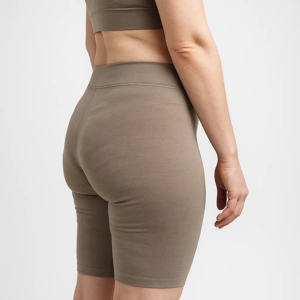 Prima: glutei piatti